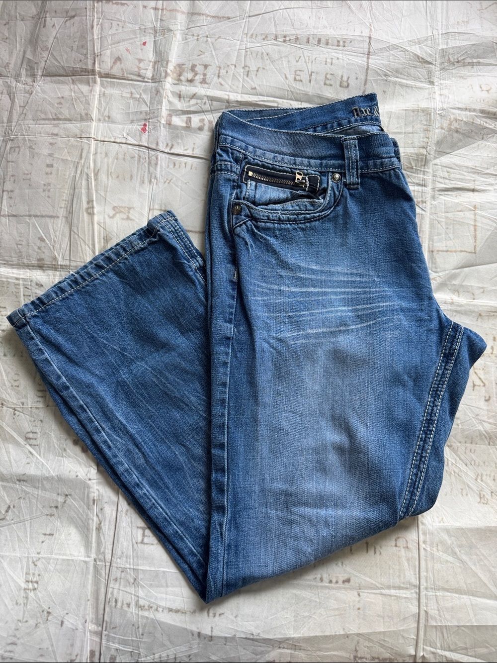 Men’s boot fit jeans 38W 32L fade wash, Axe & Crown
